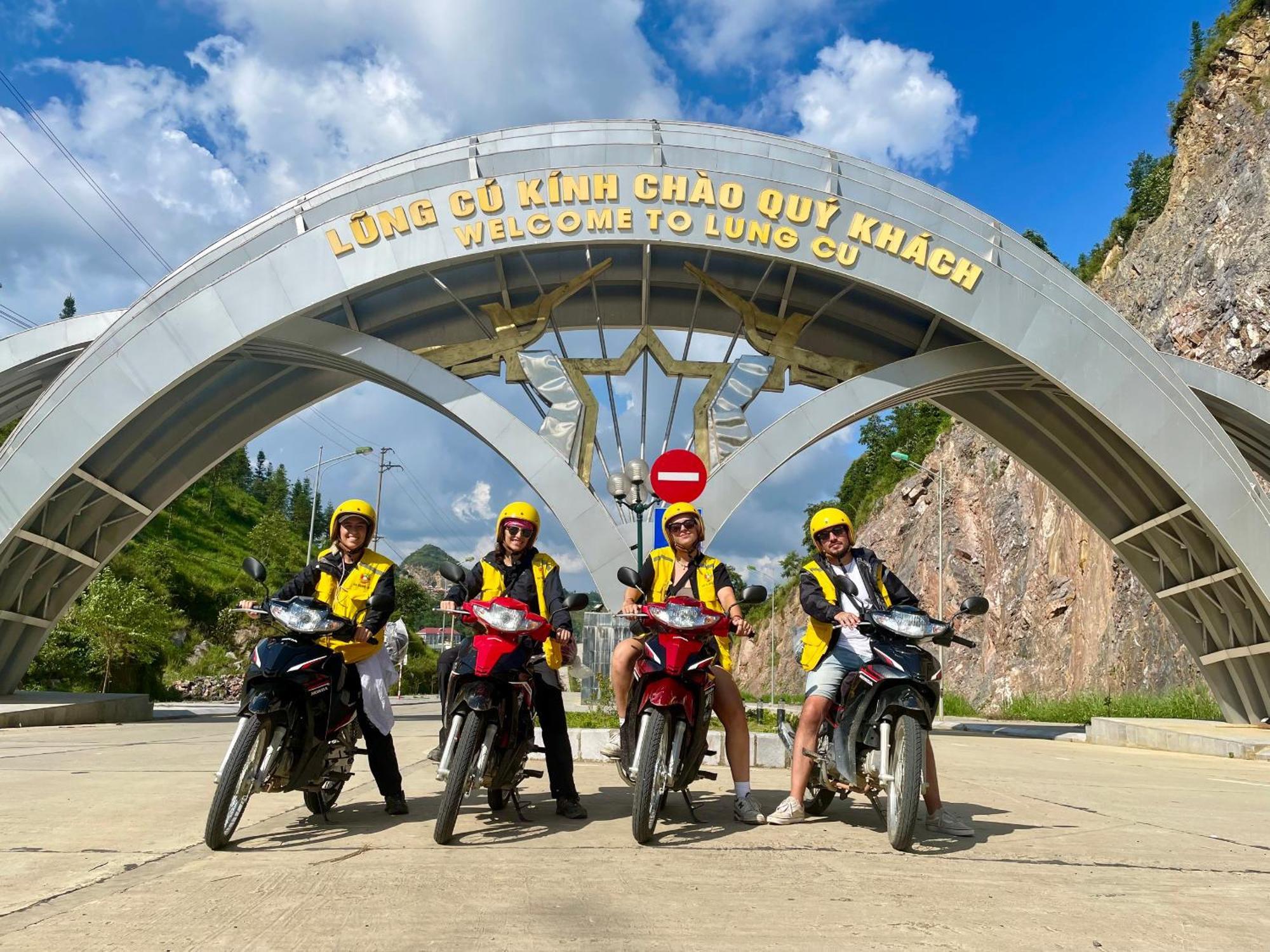 Bed and Breakfast Strawberry House , Tour & Motorbikes Rentel Ha Giang Exteriér fotografie