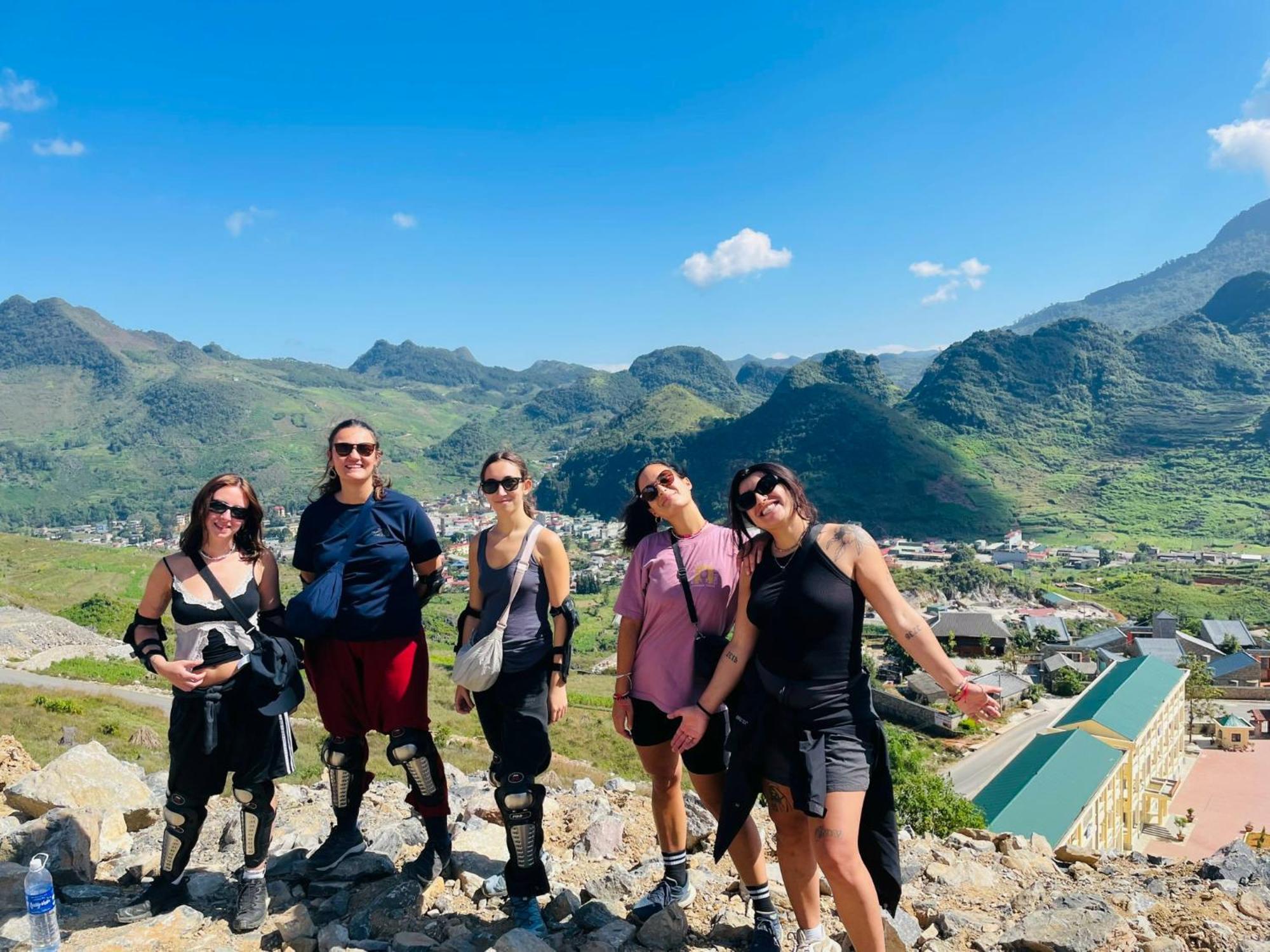 Bed and Breakfast Strawberry House , Tour & Motorbikes Rentel Ha Giang Exteriér fotografie